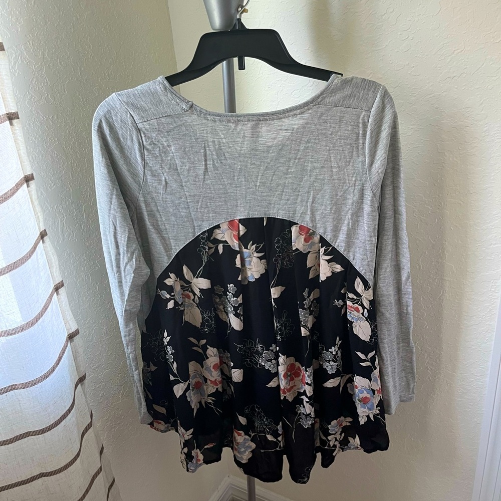 Xhilaration Tunic Top high & low